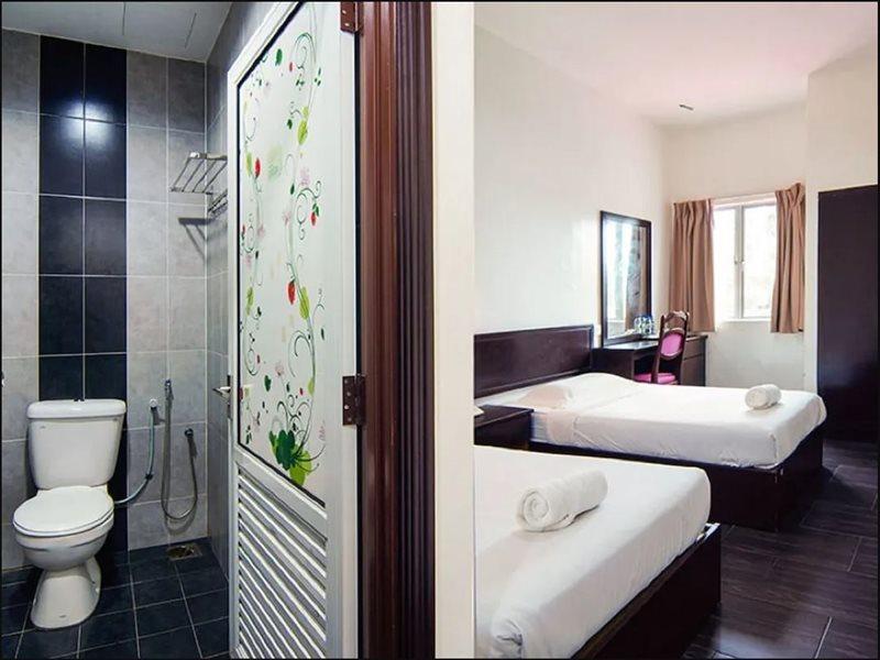 Hotel Sri Bernam Sabak Bernam Buitenkant foto