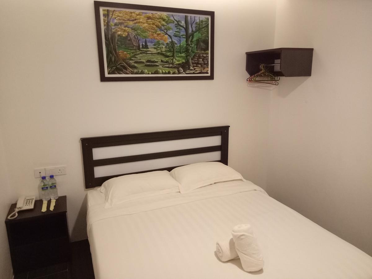 Hotel Sri Bernam Sabak Bernam Buitenkant foto