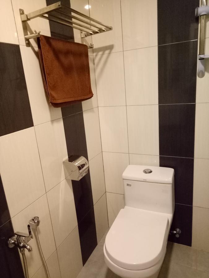 Hotel Sri Bernam Sabak Bernam Buitenkant foto