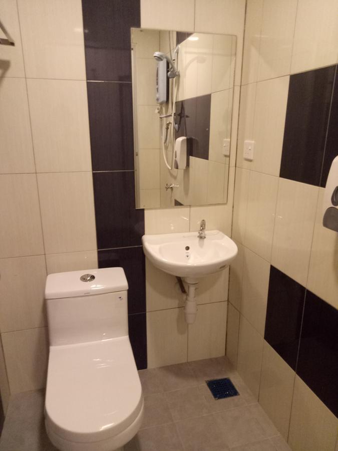 Hotel Sri Bernam Sabak Bernam Buitenkant foto