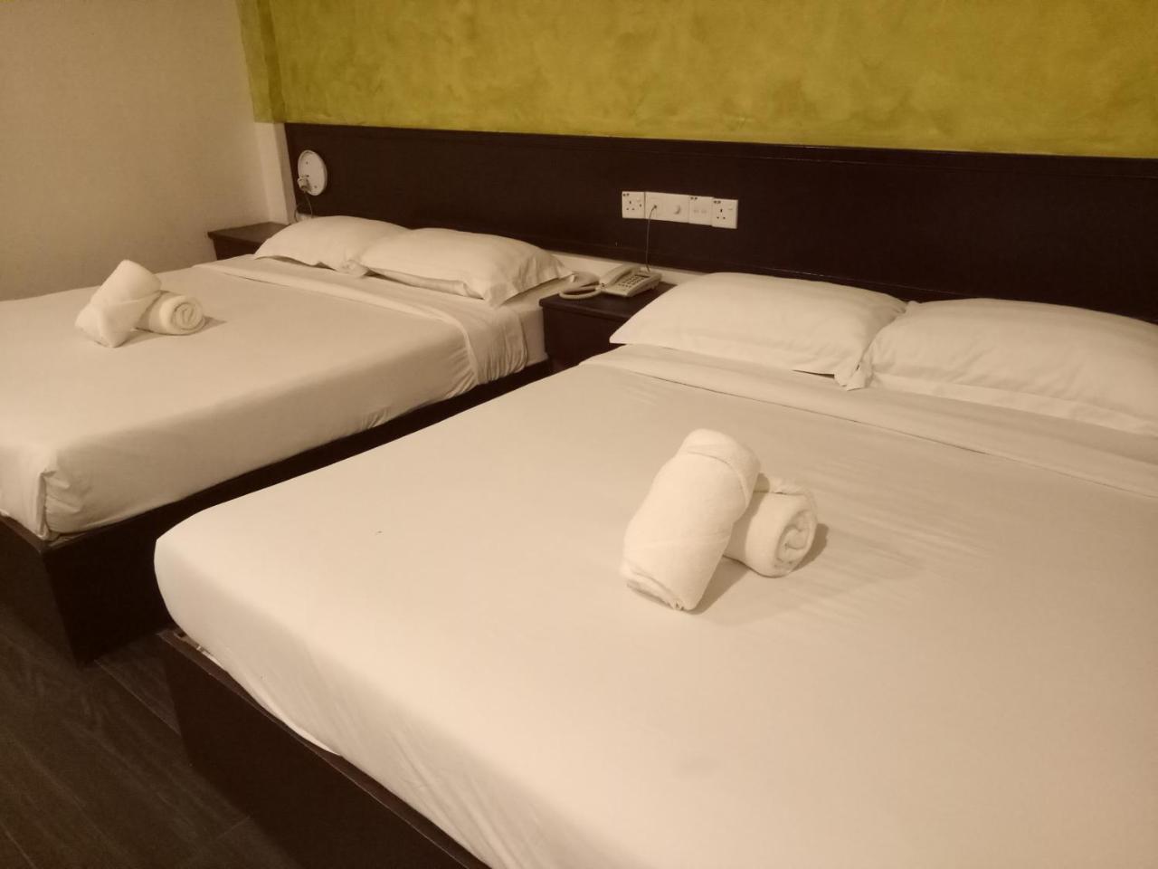Hotel Sri Bernam Sabak Bernam Buitenkant foto