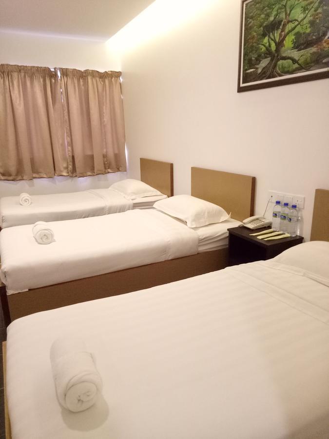 Hotel Sri Bernam Sabak Bernam Buitenkant foto