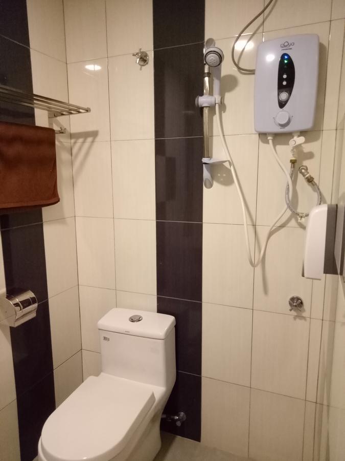 Hotel Sri Bernam Sabak Bernam Buitenkant foto