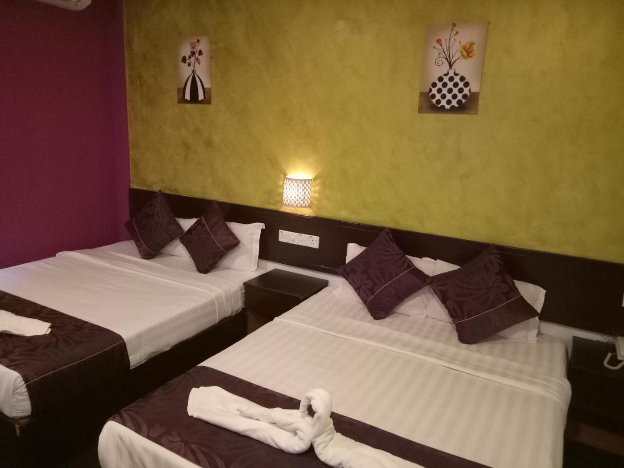 Hotel Sri Bernam Sabak Bernam Buitenkant foto